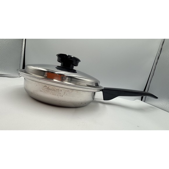 Flavorite Other - 2 pc Flavorite Thermium Multi-Plex Stainless Steel Temp Tone 8.5" Skillet